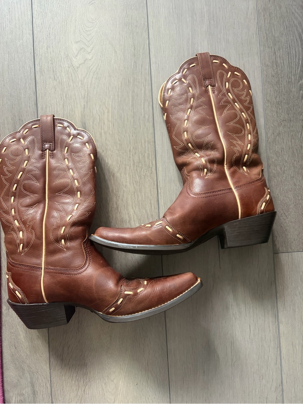 Ariat Brown Western Stitch-Accent Leather Booties